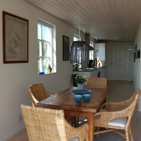 Feriehus Holiday Saeby Strandhusevej 098701 *